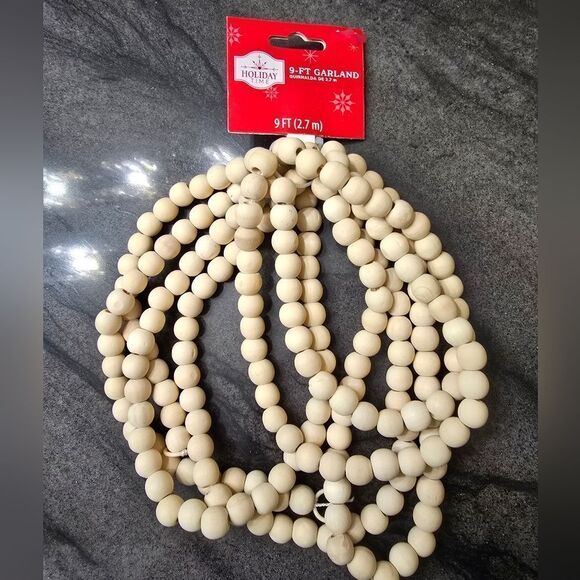 2 x 9ft Natural Brown Wooden Bead Christmas Garland Bundle, Holiday Time - Picture 2 of 4